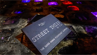 Street Thief (Japanese Yen) by Andrew Gerard